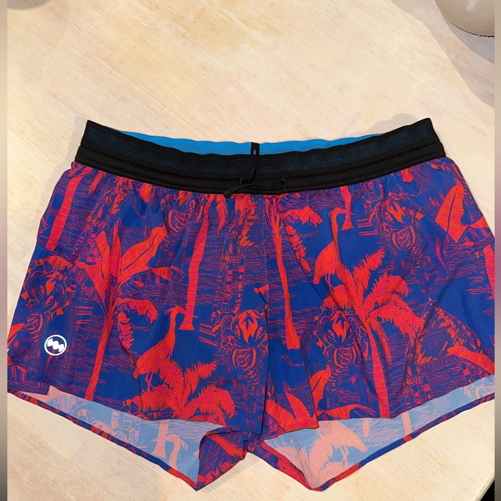 Janji midrise running shorts